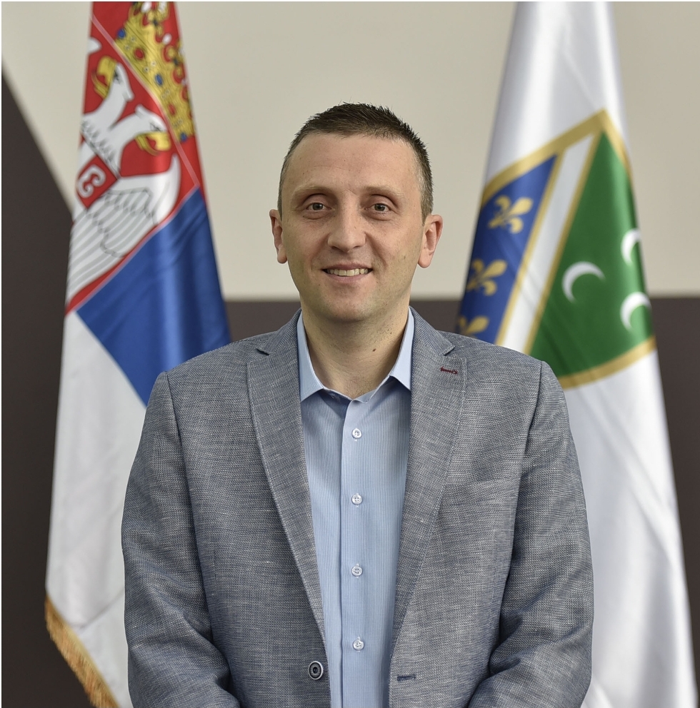Dr. Faruk Pašović